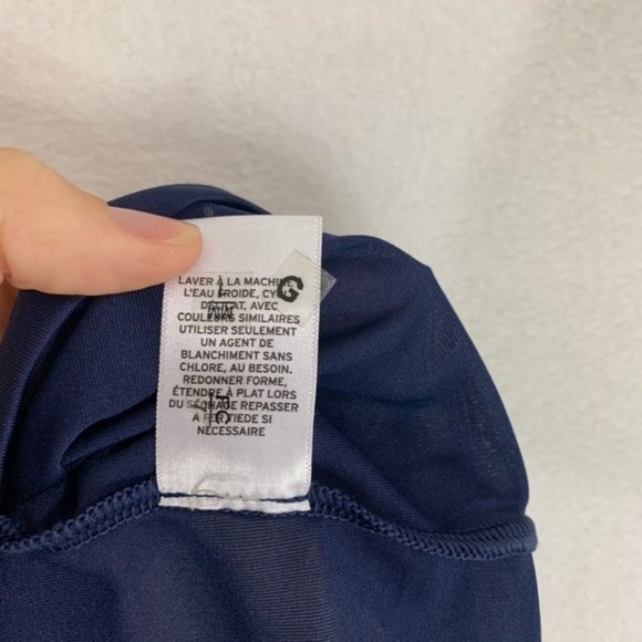 HINGE Flutter Sleeve Lace Top Navy Size Small NWOT - Picture 10 of 10